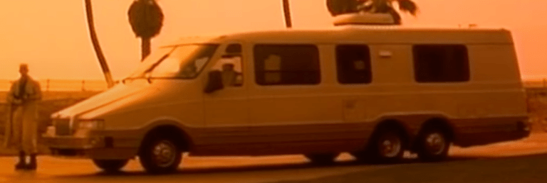 A shot of the 1986 El Dorado Starfire camper van Griffin rushed out to buy with his newly acquired drug money.